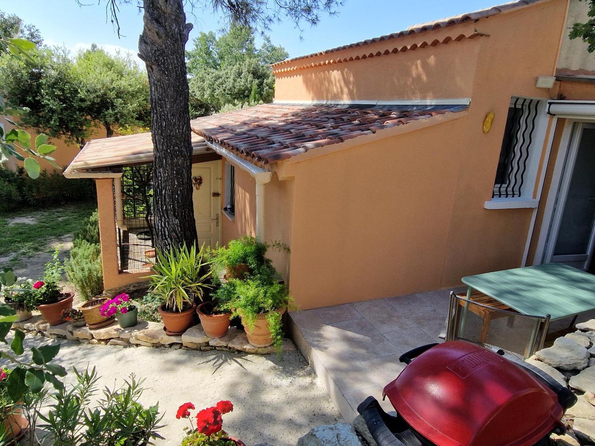 Villa La Cigaliere à LʼIsle-sur-la-Sorgue Extérieur photo
